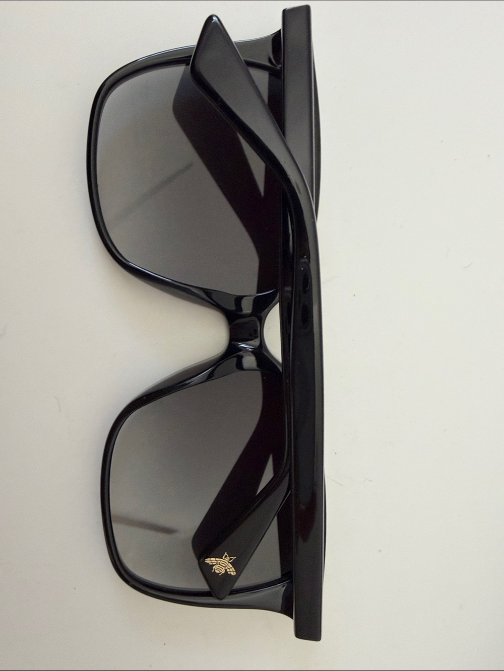 Gucci Black Designer Sunglasses with Dark Lenses - Picture 3 of 5